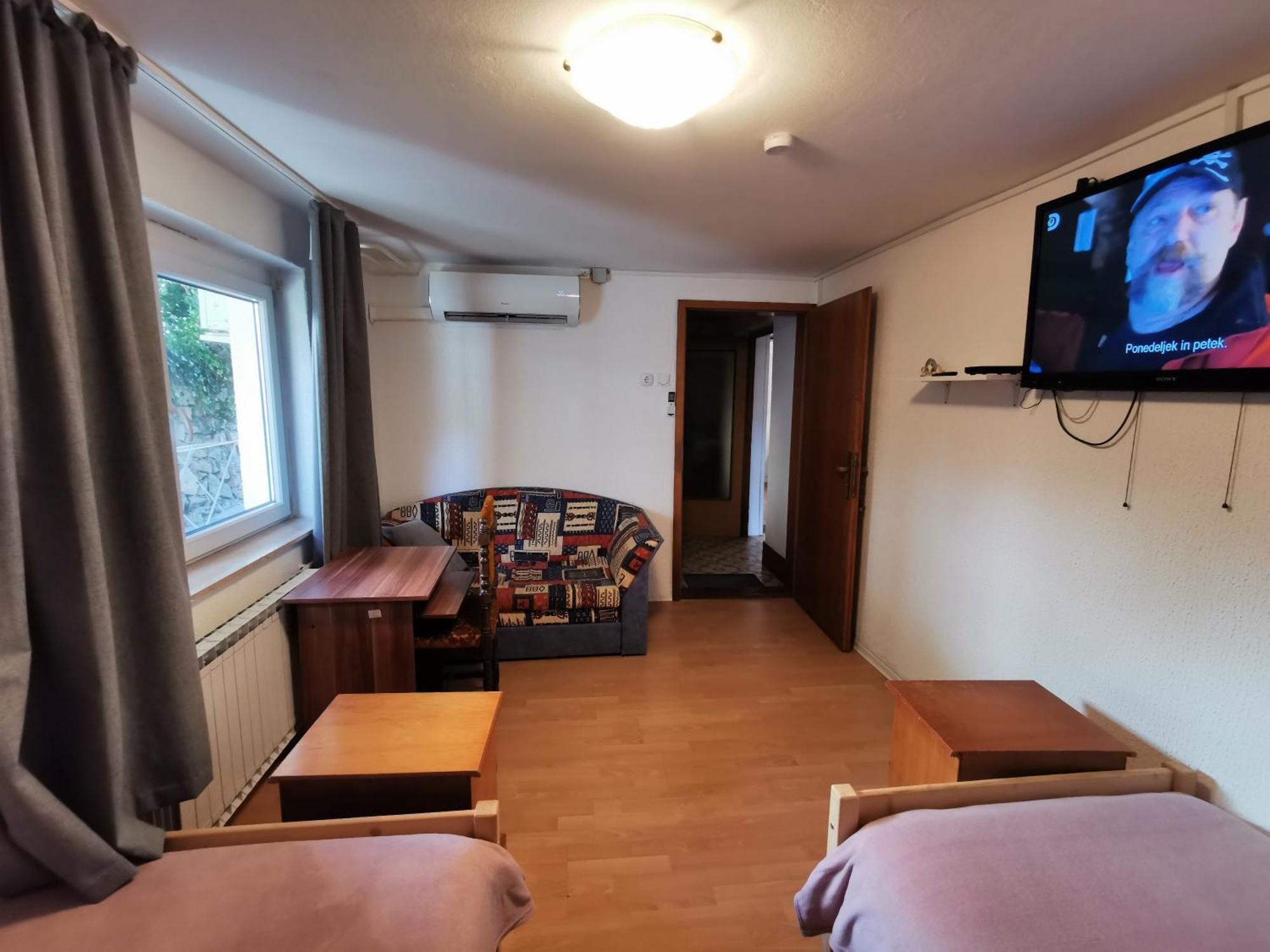 Na Kopitarjevi Hotel Lasko Exterior photo